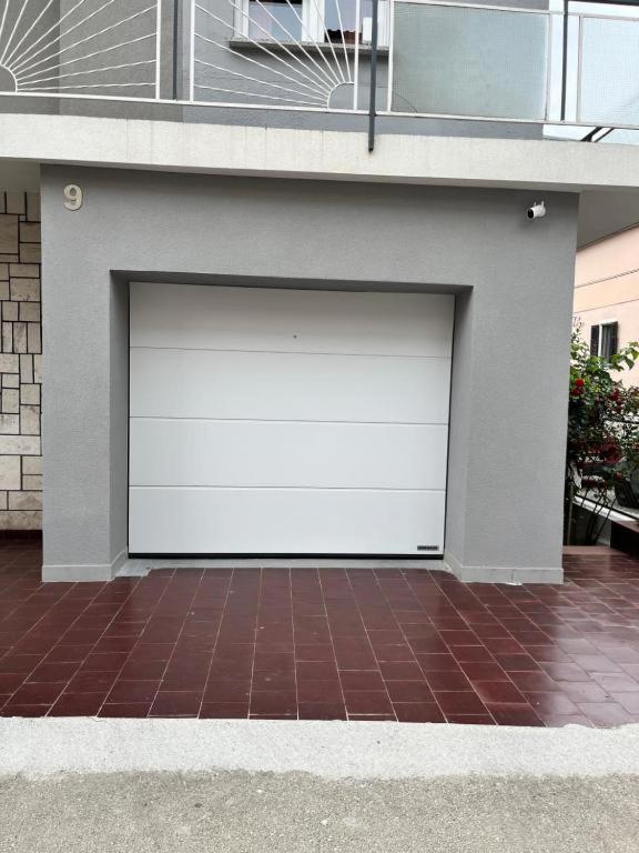 Green Oasis New Apartment Pula Exterior foto